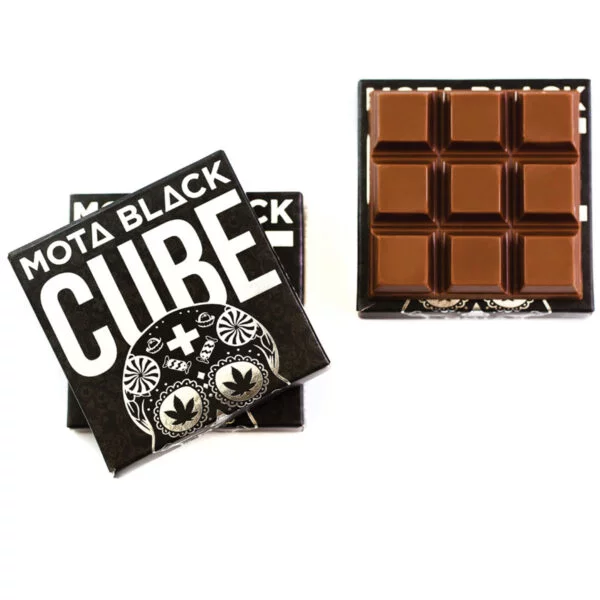 MOTA Black - Milk Chocolate Cube (600mg)
